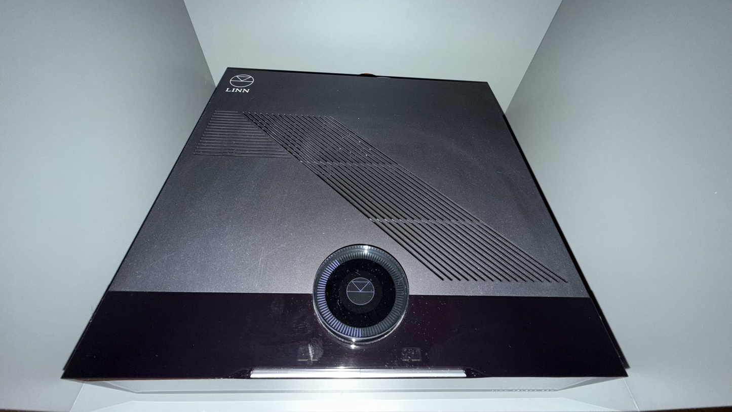 Linn Selekt DSM with Dolby Digital module, 3 power amp modules and Katalyst DAC