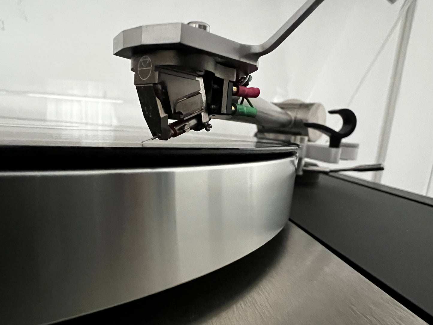 Linn LP12 Klimax gramofon, Ekstatik MC zvučnica, Linn Radikal 2 napajanje, Urika fono sekcija