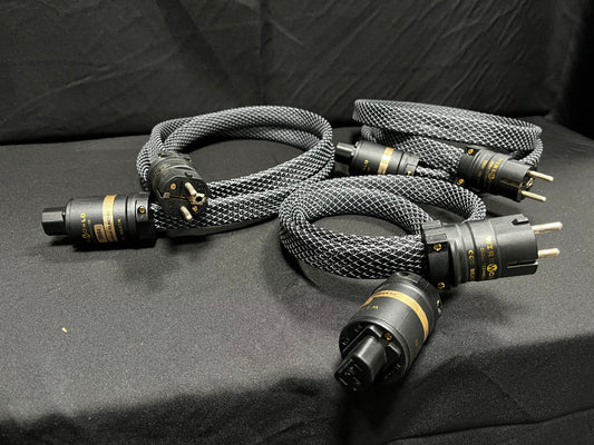 Wireworld Platinum Electra Strujni Kabel, 2m