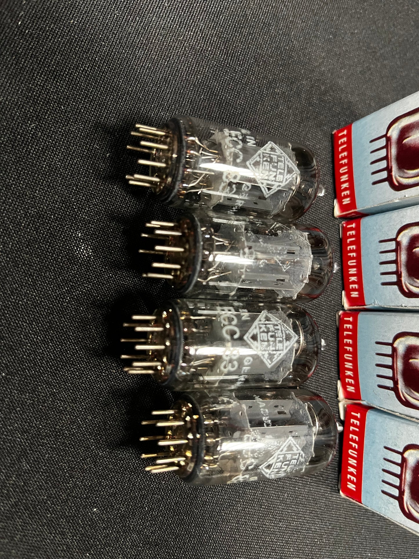 Telefunken ECC83 NOS quad