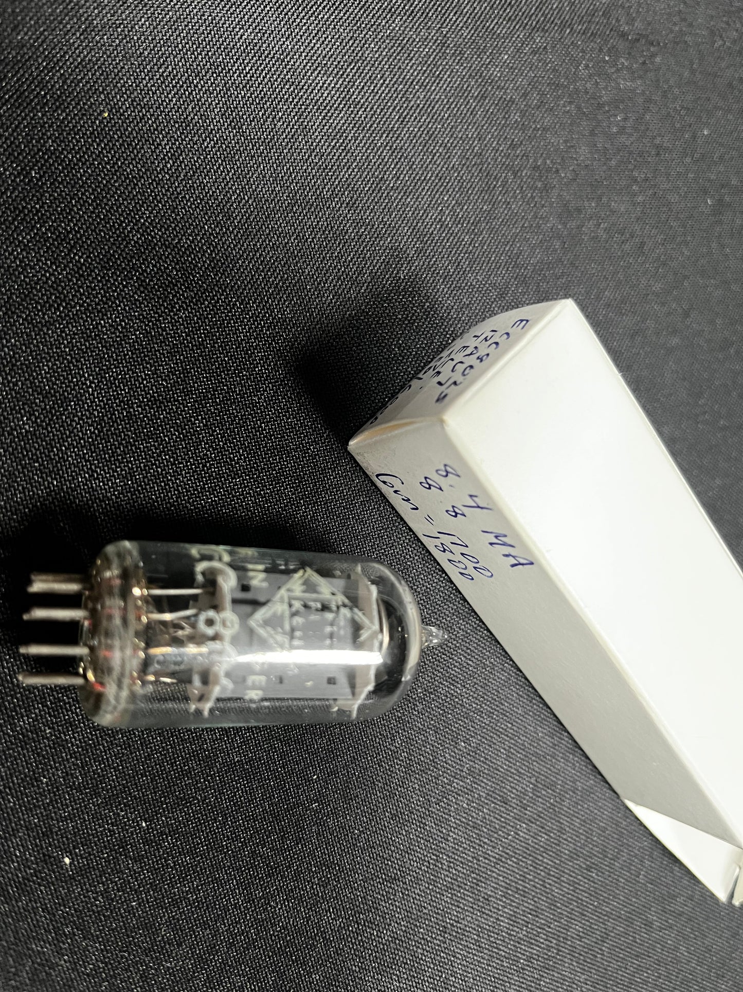 Telefunken ECC802s Single excellent measurements