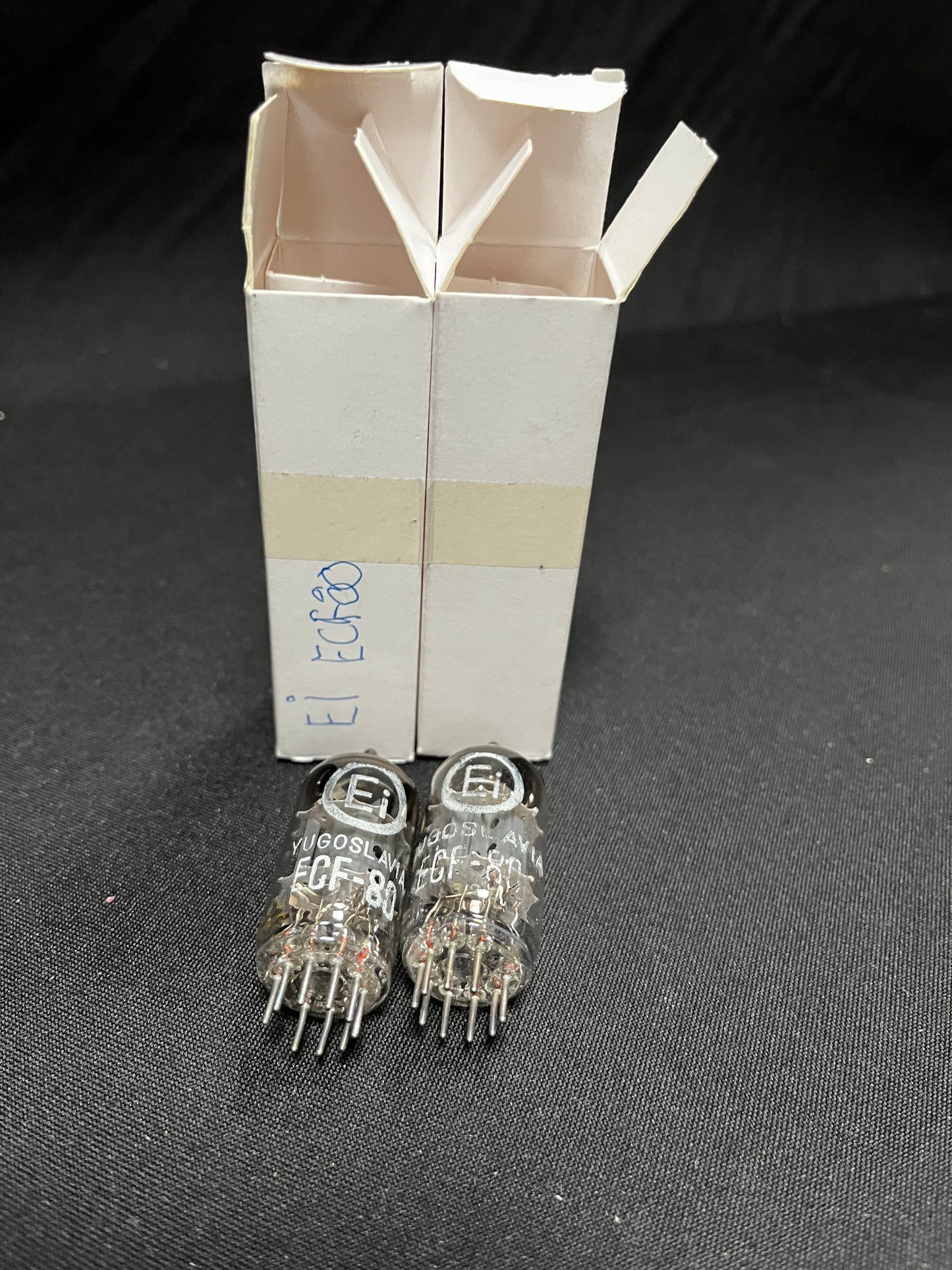 EI Niš Yugoslavia ECF-80 upareni par