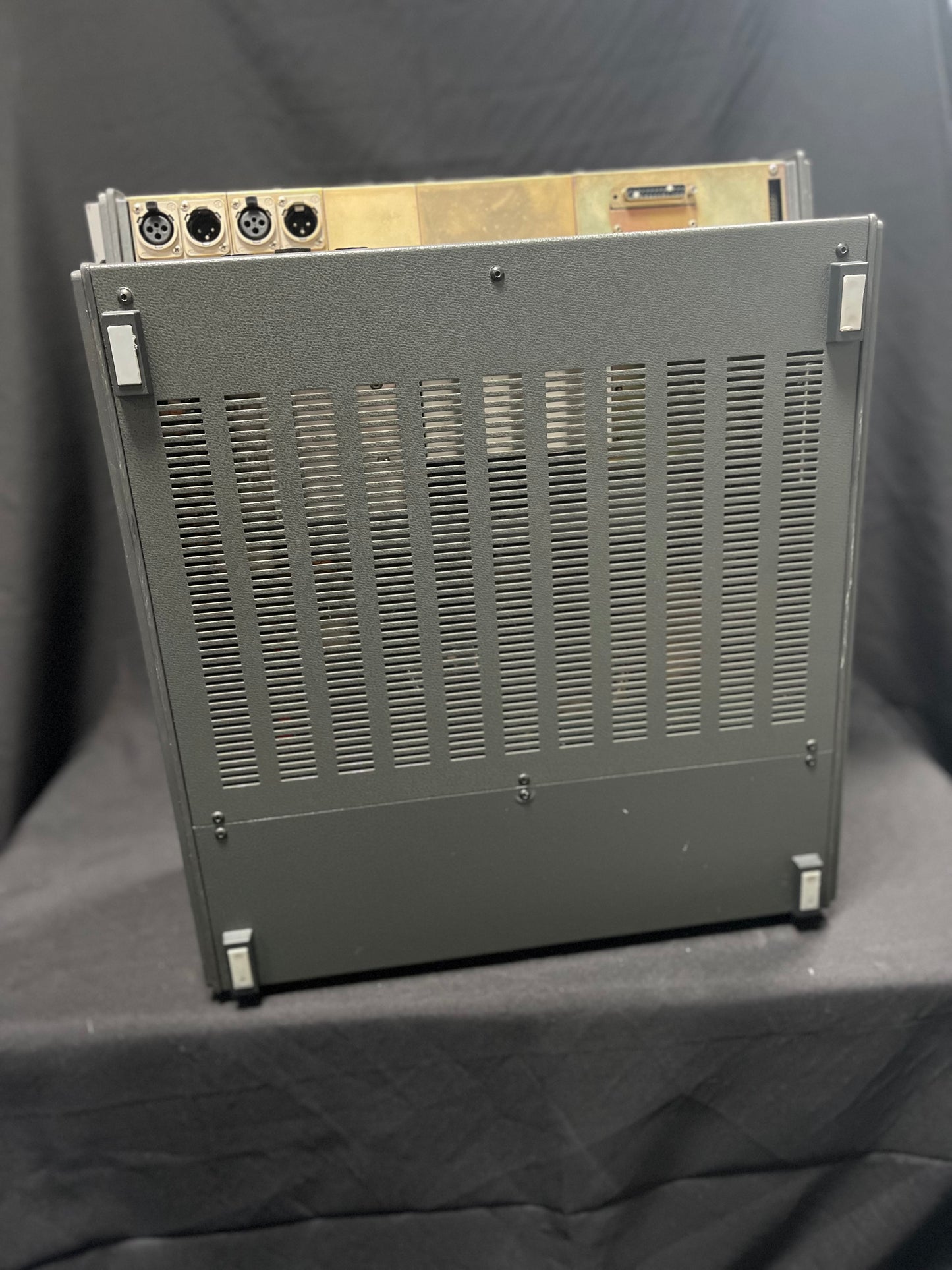 Studer A810 Magnetofon Potpuno Restauriran