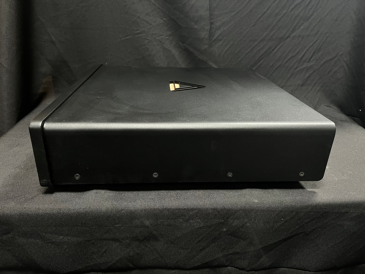 Lucas Audio Lab LDMS MiniMax server/streamer sa eksternim LPSU i 4TB SSD