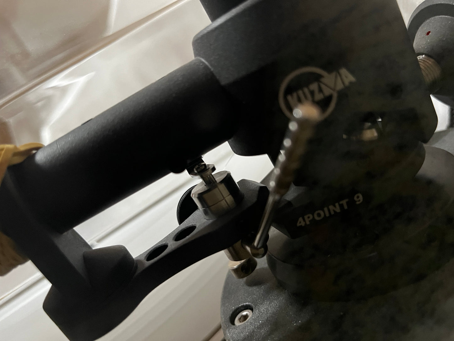 Absolute high end: Soulines TT42 turntable, Kuzma 4P9 handle and Koetsu Blue Lace MC speaker