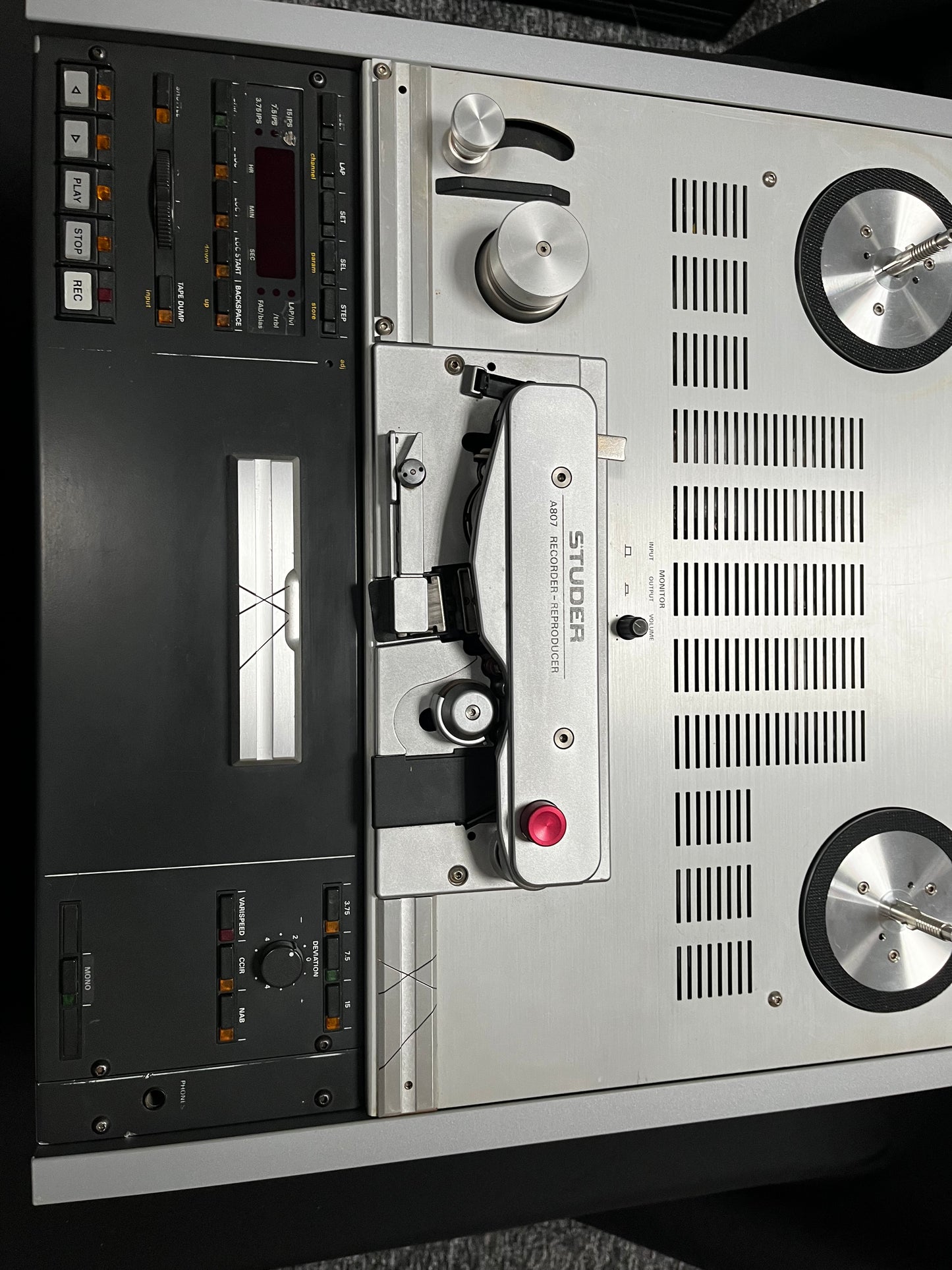 Studer A807 magnetofon, potpuno restauriran, kalibrisan i unapredjen sa Nagravox delovima