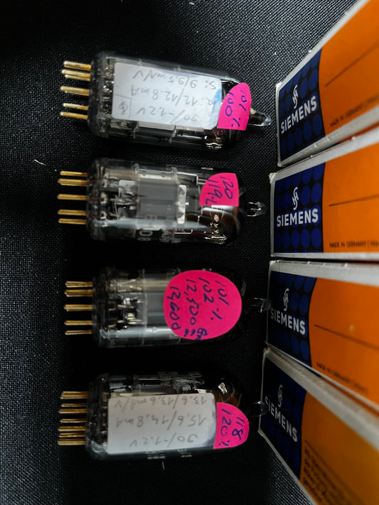 Siemens 1967 E88CC 6922 Holy Grail Quad