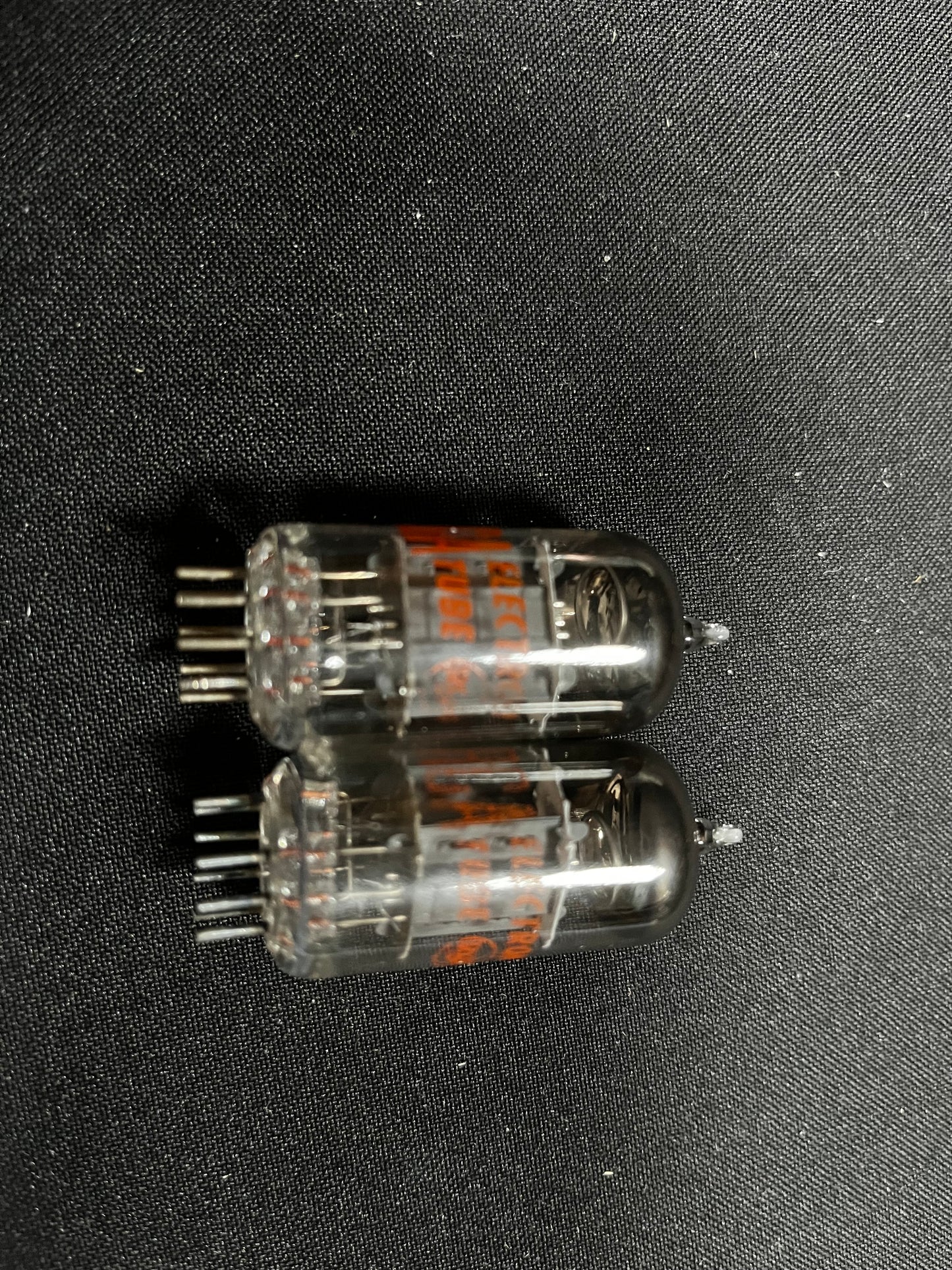 RCA 12AX7 NOS upareni par