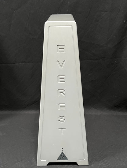 Shunyata Everest 8000 i pripadajući kabel Omega XC