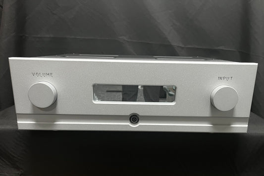 The Conductor pretpojačalo (E88CC CCa/6N23Ps)